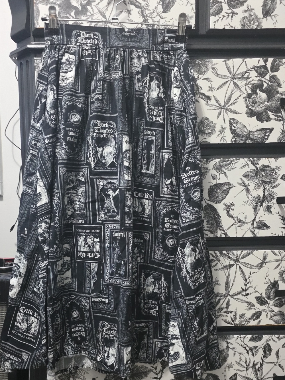 Unbranded Black Gothic Print Midi Skirt